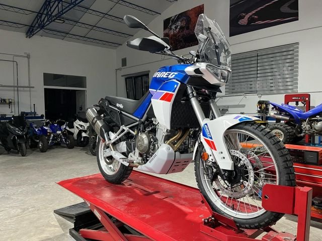 MOTOS CORTES 31- Castrol Service