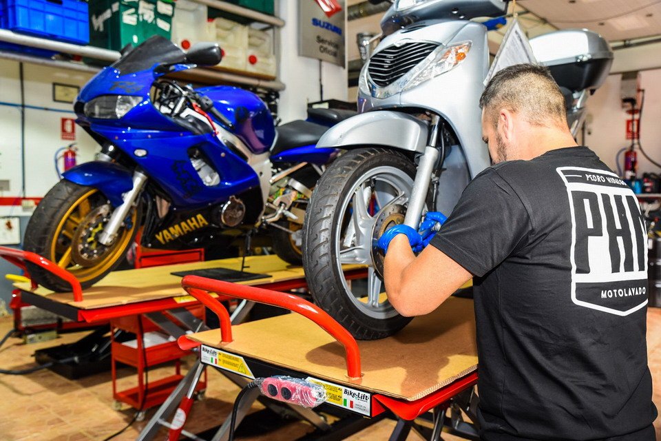 Taller De Motos Moto Canarias